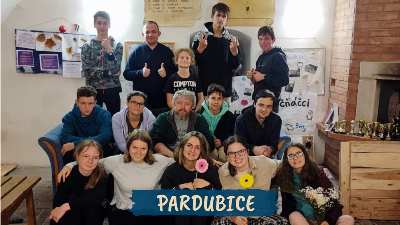 Skupinová fotka vikariátu Pardubice
